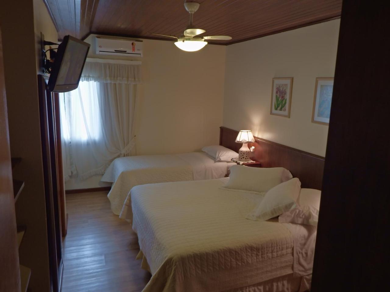 Apartment (3 Adults)